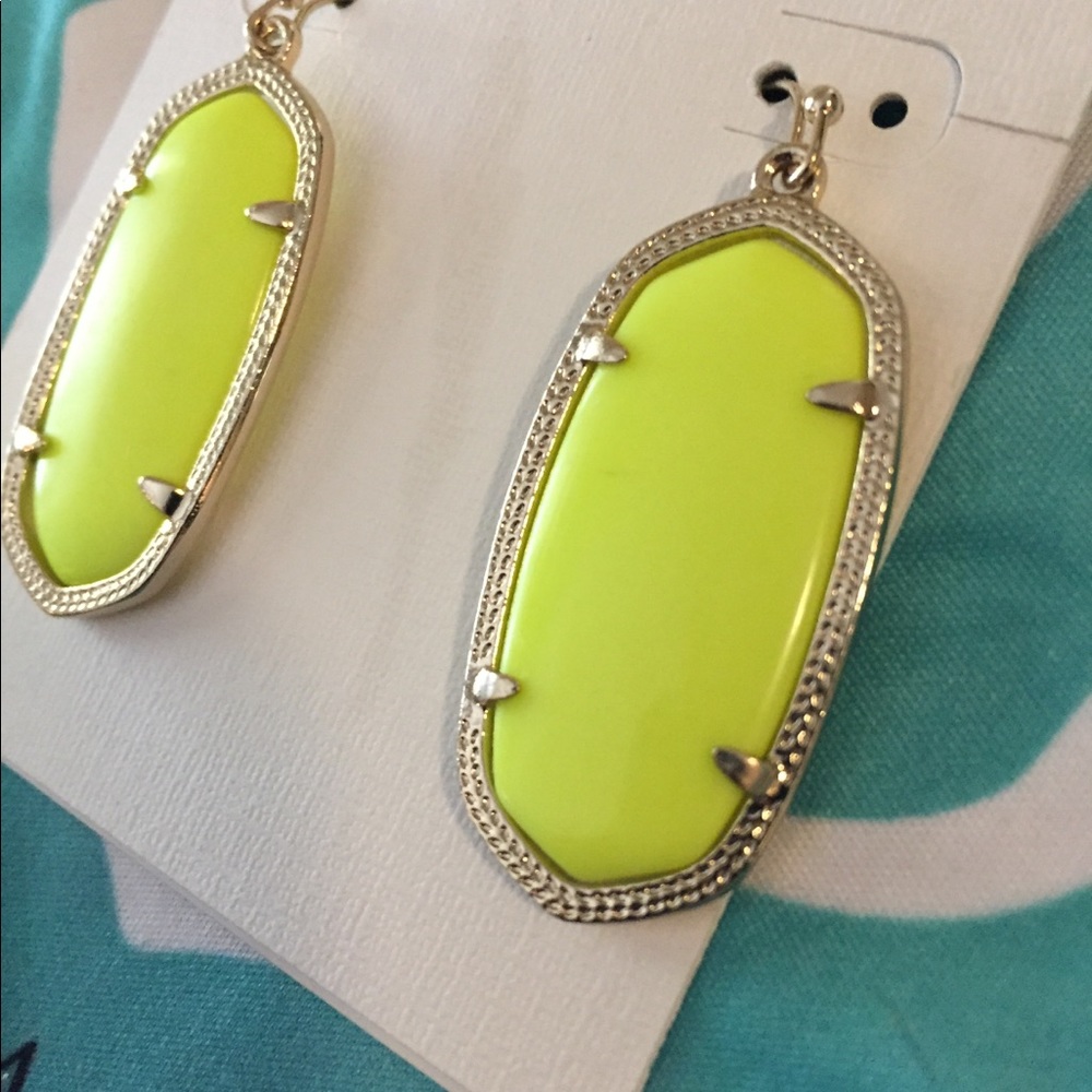 Kendra Scott Neon Yellow Elle Earrings - Picture 5 of 6